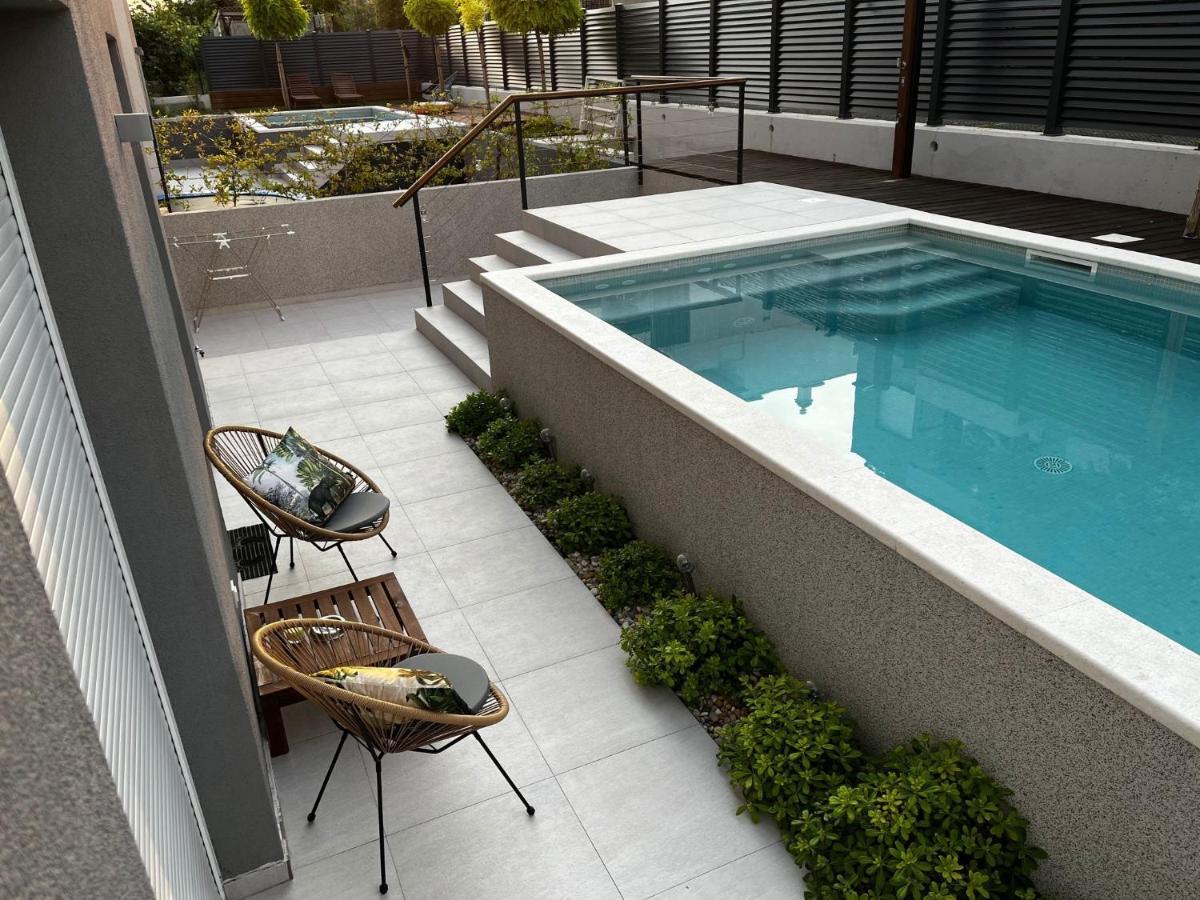 Cozy Seaside Apartment With Pool & Terrace 스플리트 외부 사진